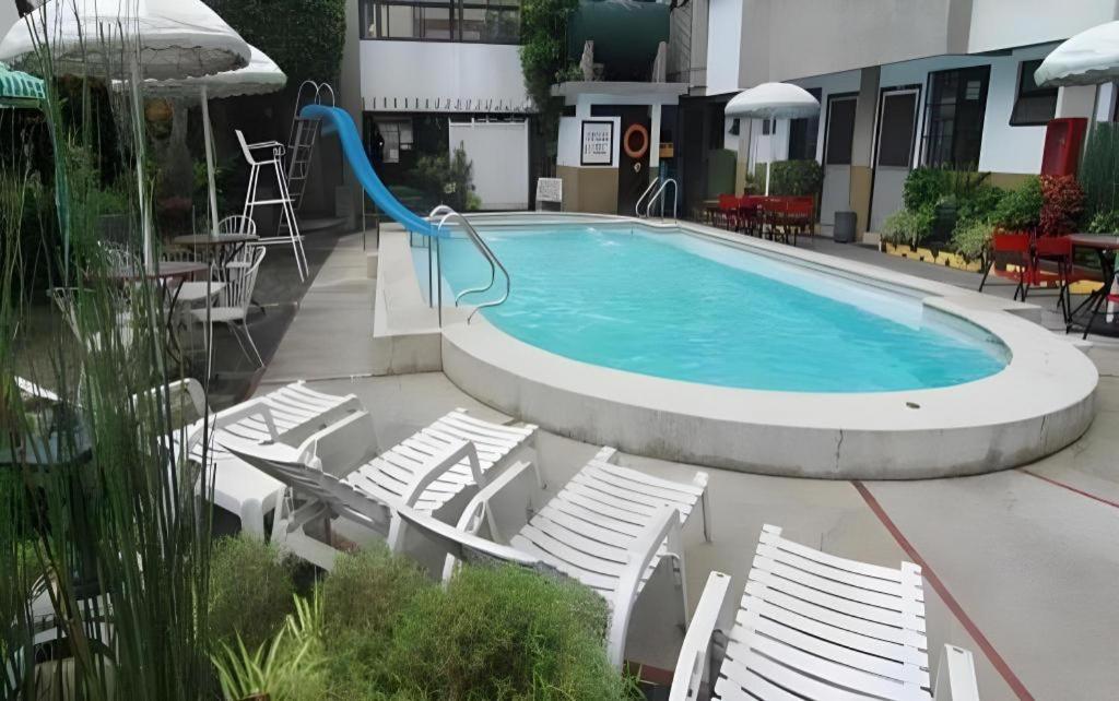 Hotel Supreme Baguio City Exterior foto